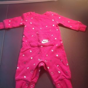 Nike baby outfit